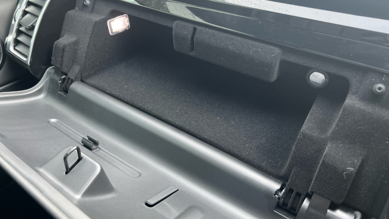 Land Rover Discovery Sport 2.0 SD4 240 SE 5dr Auto [5 Seat] Diesel Station Wagon